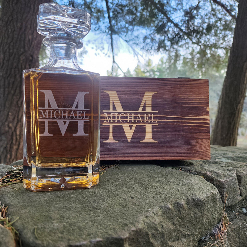 Wood Box Whiskey Decanter Personalized Whiskey Decanter Custom Bourbon Decanter Wood Gift Box Groomsmen Gifts for Dad Him Christmas Gift