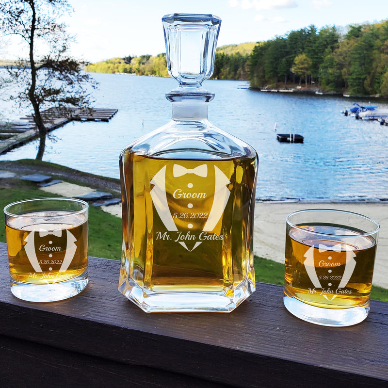 Personalized Whiskey Tuxedo Decanter & Rocks Glasses Set Perfect Father of The Bride Wedding Gift Best Groomsmen Groom Decanter Gift Set